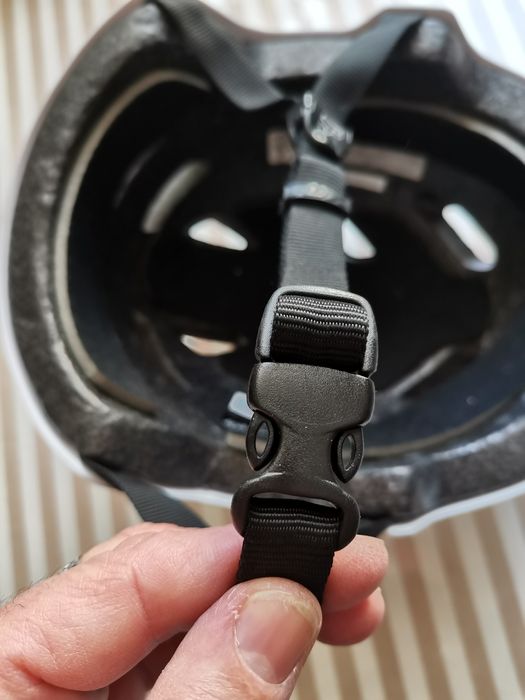 Vand casca FOX marimea M 55-58 cm