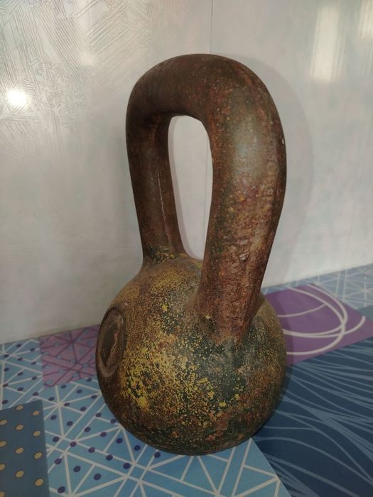 Гиря Советская 16 кг с самым удобным хватом для двух рук одновременно