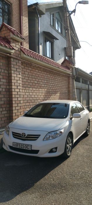 Тайота каролла  сотилади
