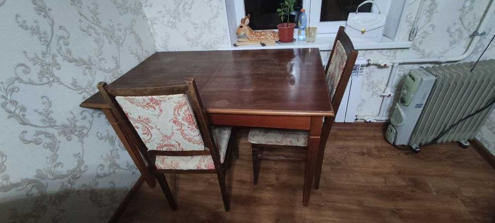 Продается спальные гарнитуры в хорошем состоянии производство Болгарии