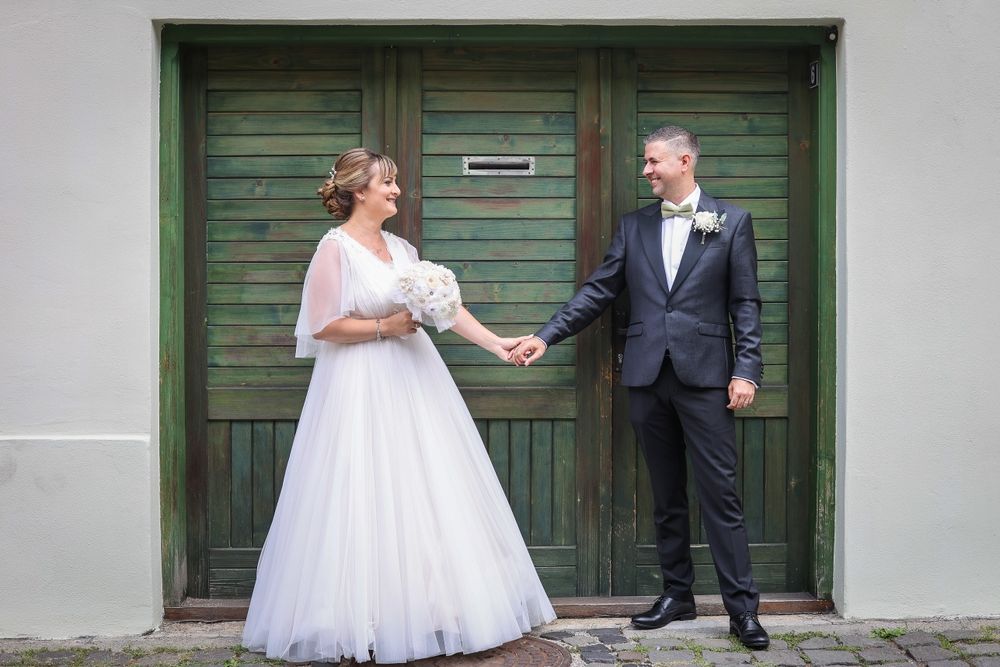 Vând rochie Romana Couture, mărime M-L