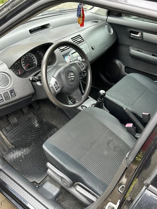 Suzuki Swift 1.3 benzina