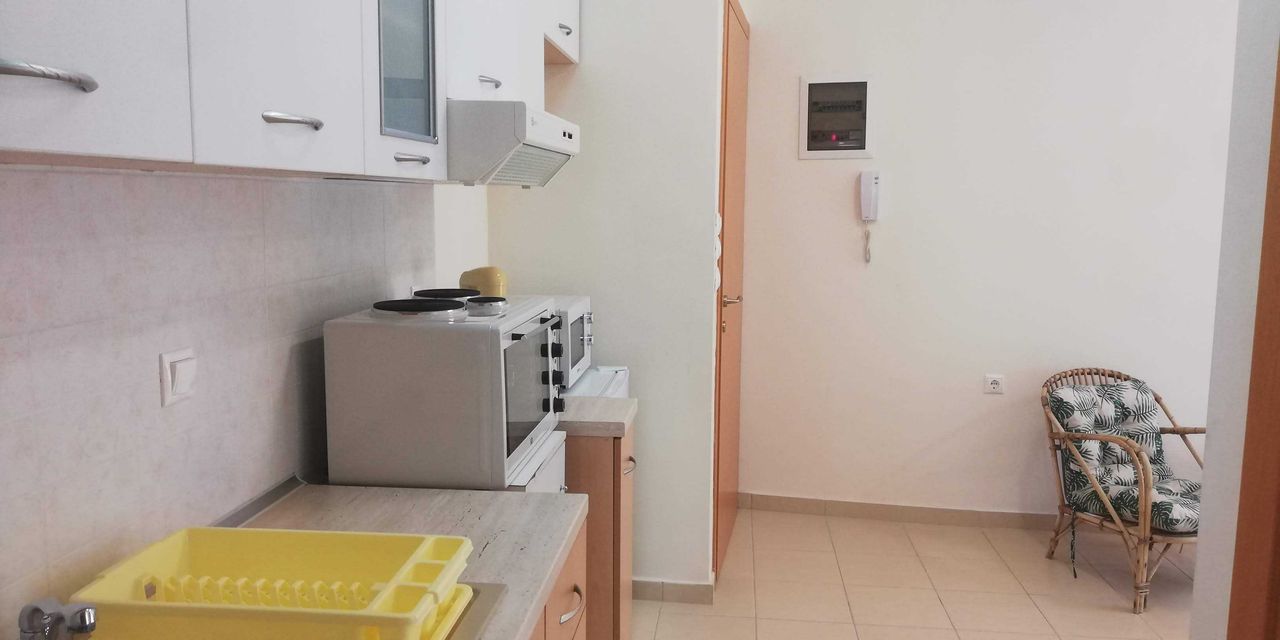 Дава се под наем Двустаен апартамент в Враца, Дъбника - 50 кв.м за 1500 € - Снимка #14