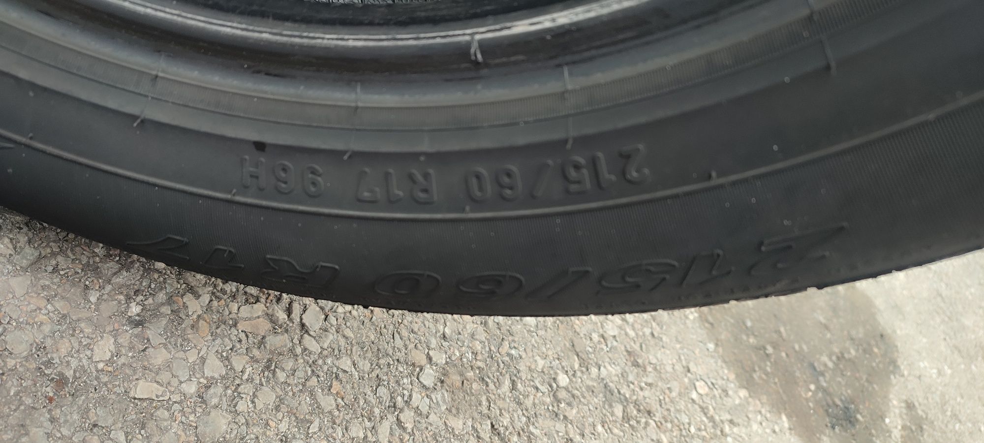 215/60/17 Pirelli