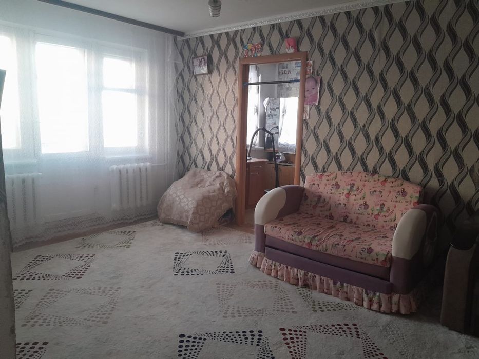 Продам двухкомнатную квартиру в центре города