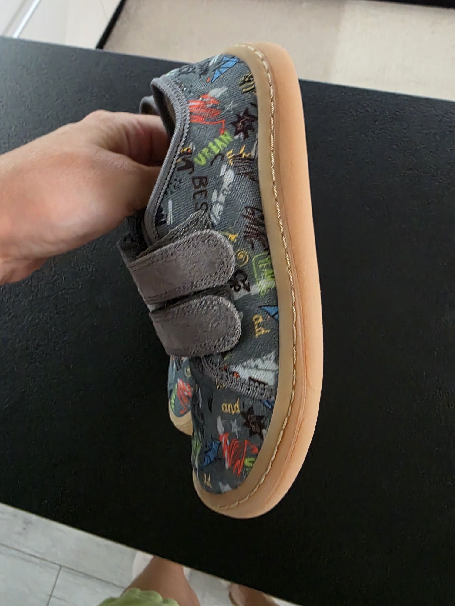 Детски чехли Crocs и пантофи Froddo