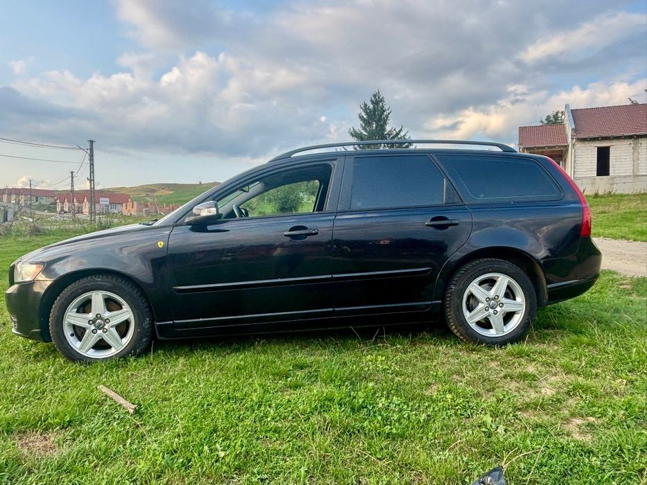 Urgent De Vânzare.Volvo V5 Anul fab 2008.Motor 2.0 Diesel