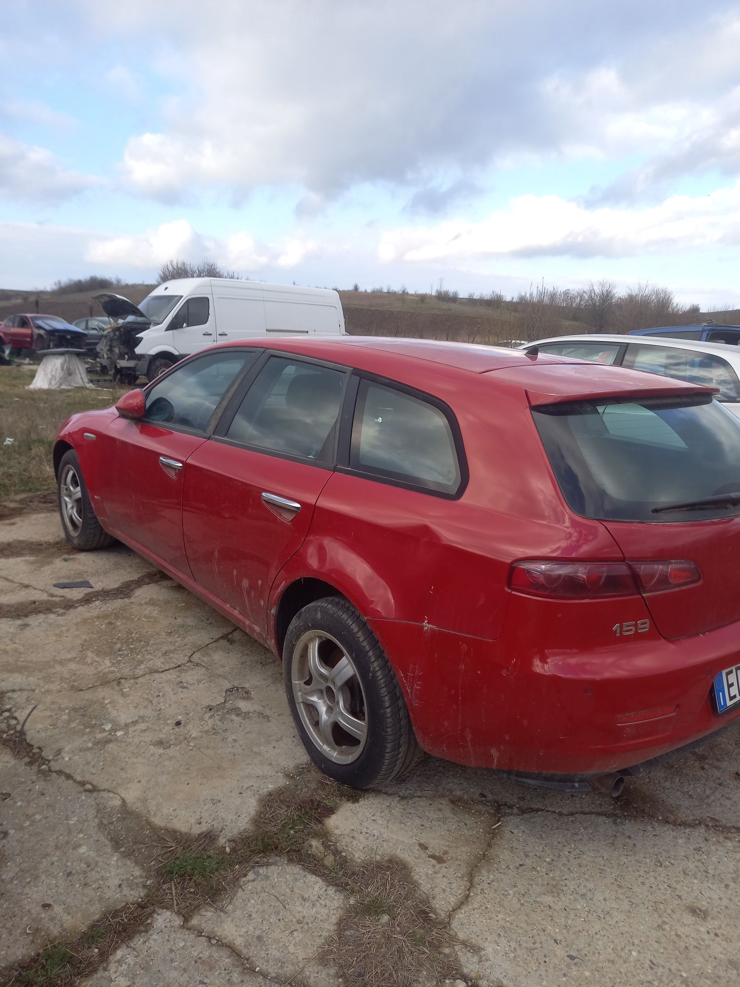 Dezmembrez Alfa Romeo 159  1.9  110Kw  150Cp anul 2007