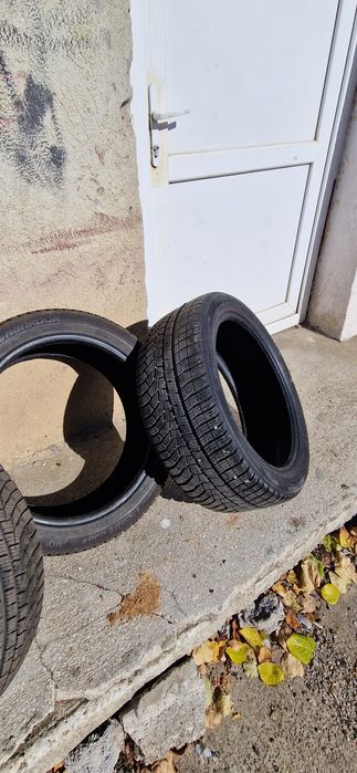 Anvelope Iarna 225 45 R 18