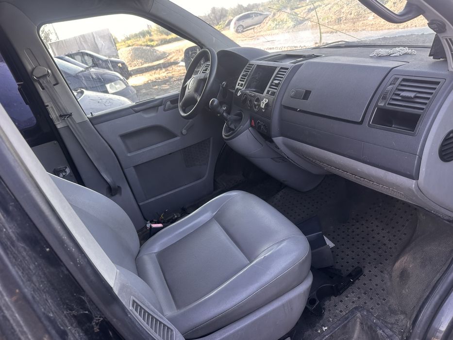 Dezmembrez t5 4x4 si 4x2 2.5 manual 6 trepte