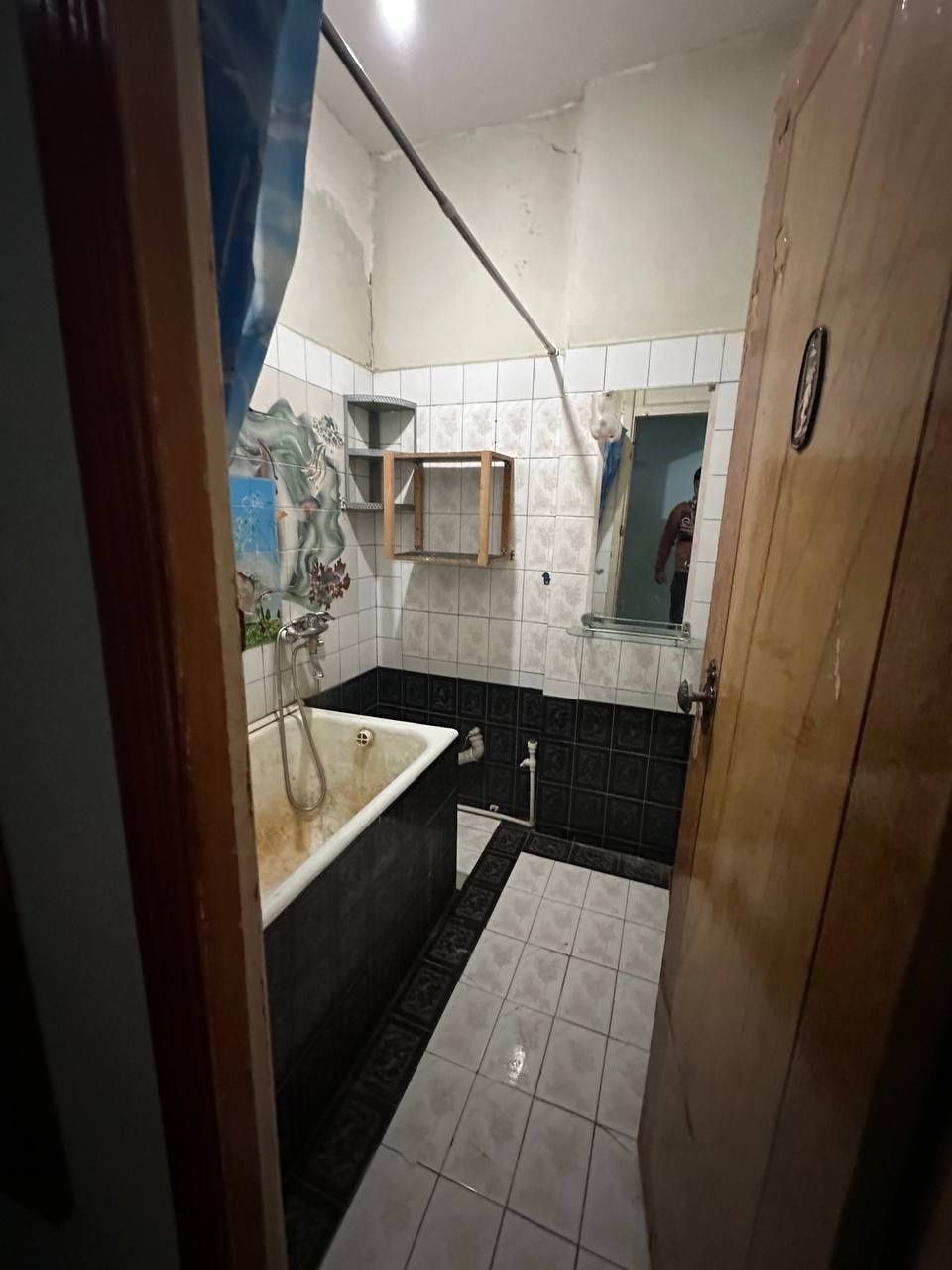 Срочно продаётся квартира  Феруза ЭКО базар2/3/4 балкон 1*5×3 49500