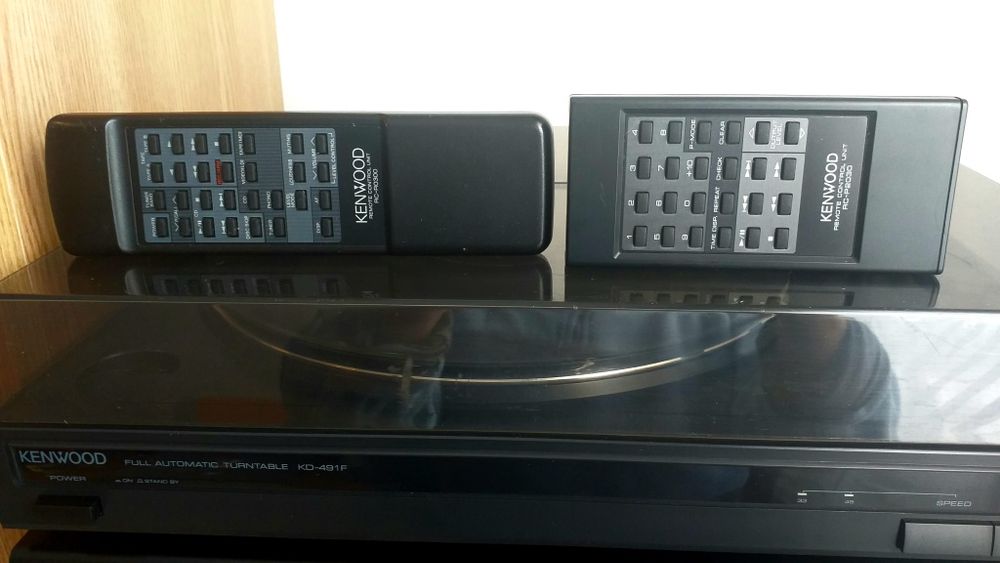 Linie audio Kenwood telecomanda