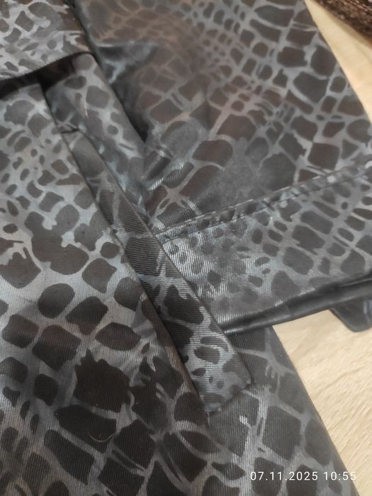 Два Плаща необычно удобные 46 разм