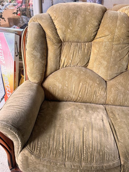 Canapea in stare buna