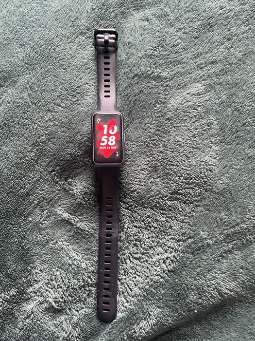 Vand Huawei band 7
