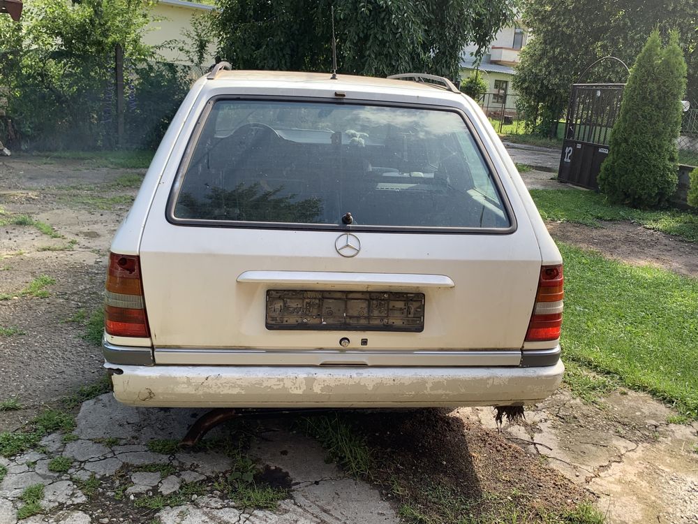 Mercedes E250D W124 На части