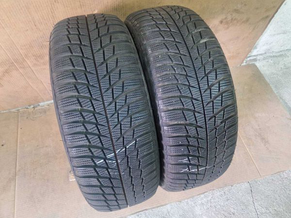 2 Bridgestone R17 205/55
зимни гуми DOT3718