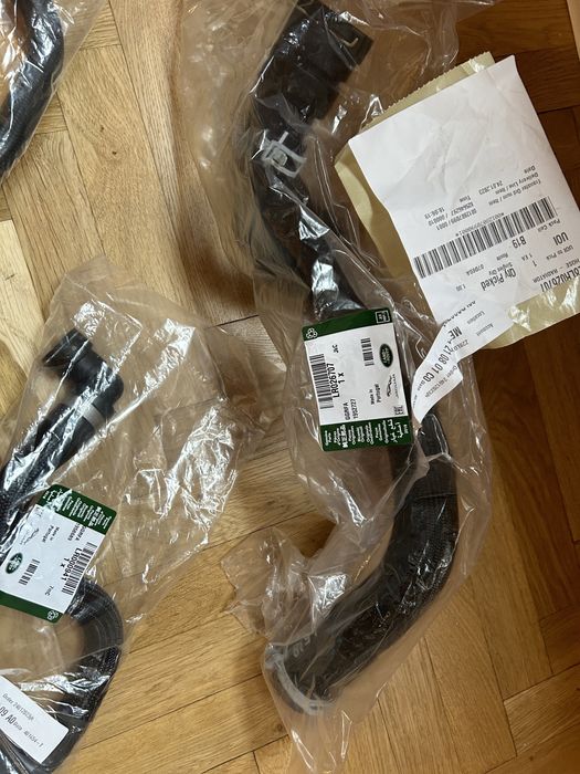 Продам впускной и выпускной шланги радиаторные