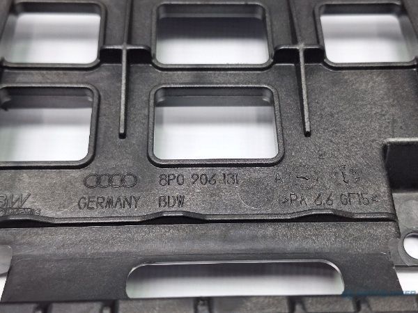 Suport ECU motor AUDI A3 II Sportback (8PA) [ 2004 - 2015 ] TDI 16V (BKD, CBAB, CFFB, CLJA) 103KW|140HP OEM 8P0906131