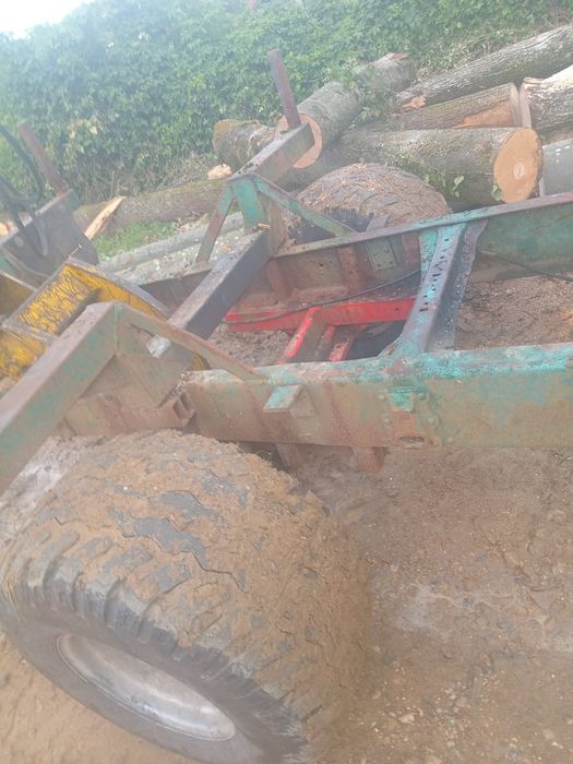 Vand,schimb remorca forestiera