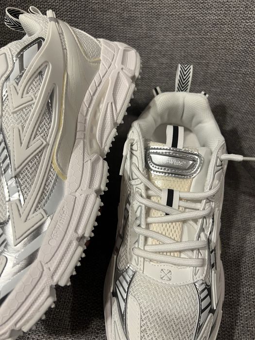 Off white be right back