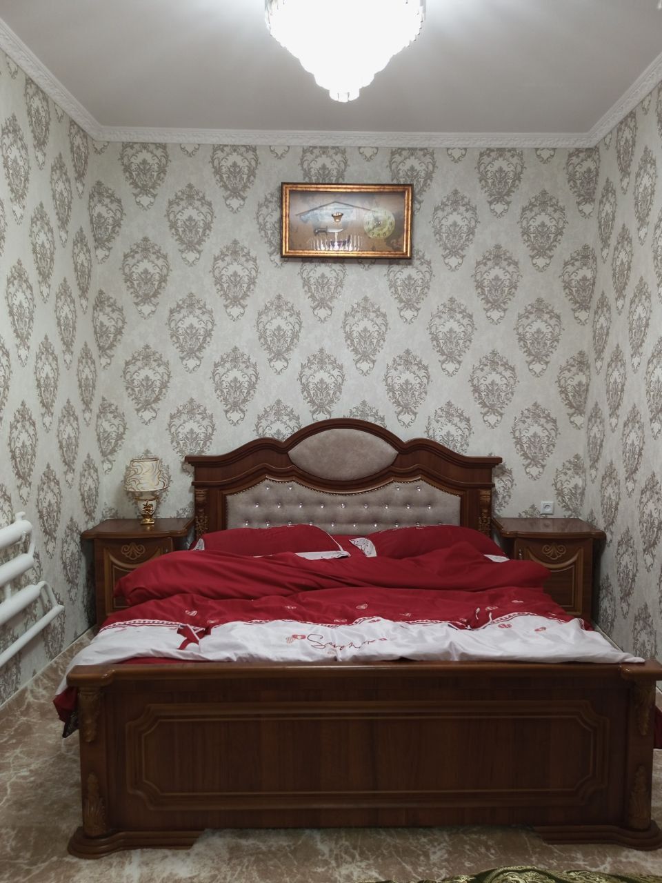 Spalni mebel sotiladi