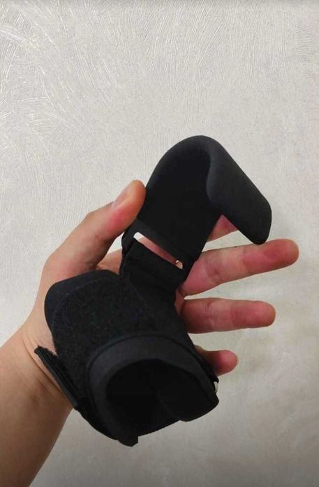 Turnik ilgaklari grija va boʻyin ogʻriqlariga