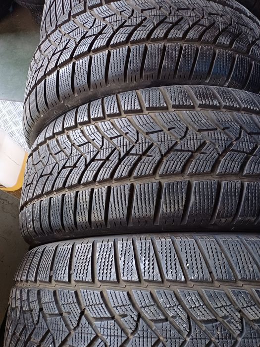 Гуми 255/55/18 Дънлоп