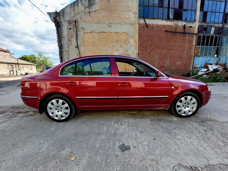 Skoda Superb 2.0 tdi înmatriculat Fiscal pe loc Volan dreapta