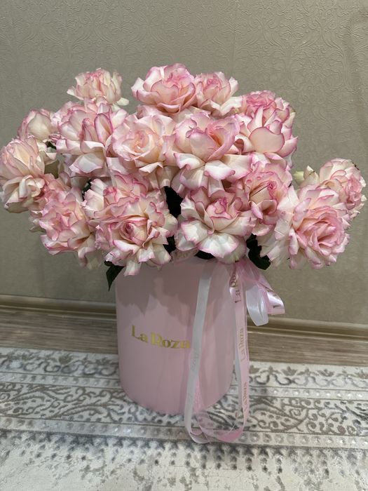 Цветы живые свежие