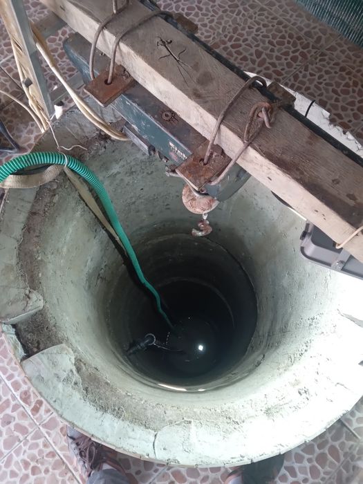 Curat decomatat dezinfectari fântâni la nr