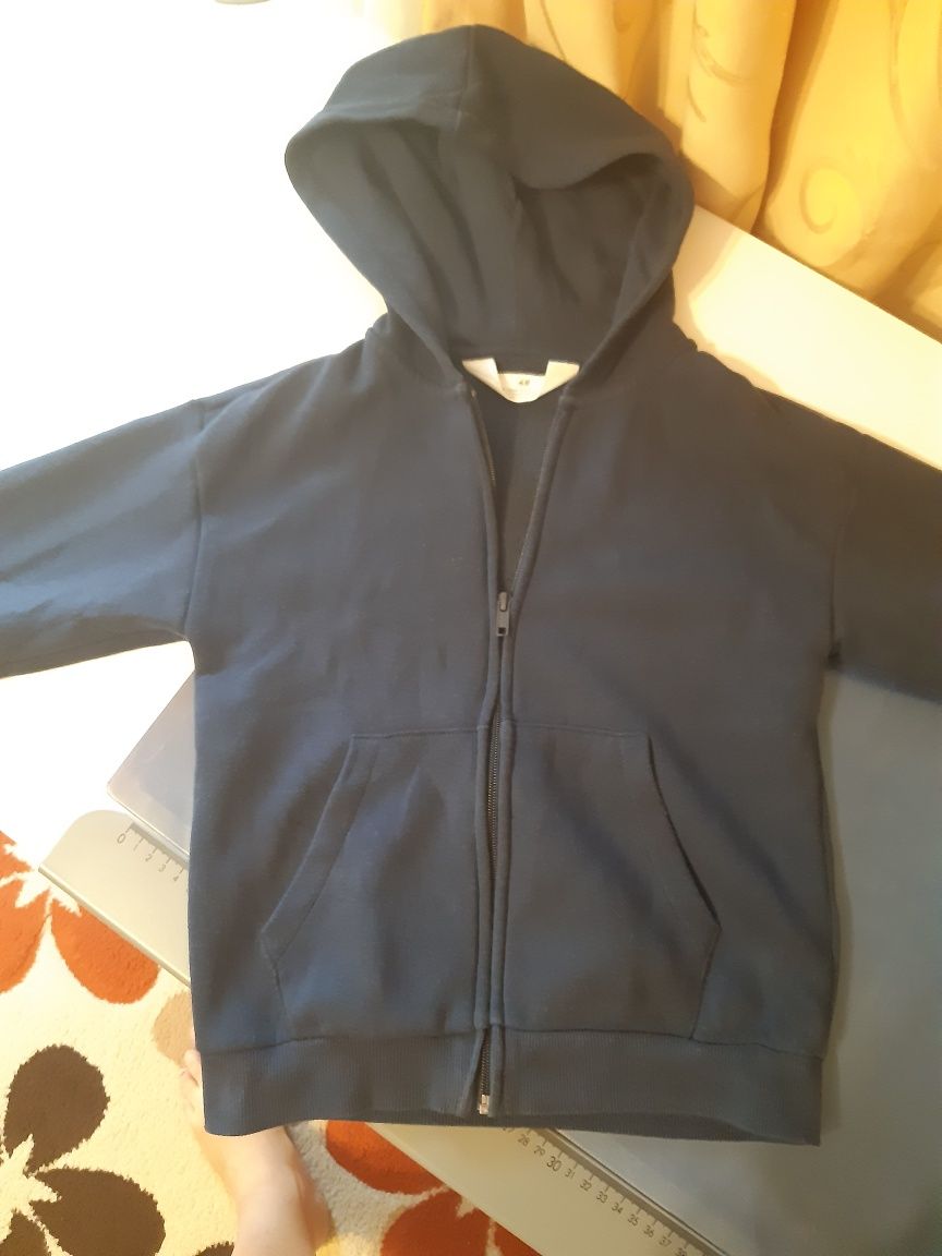 Hanorac H&M bleumarin 6-8 ani