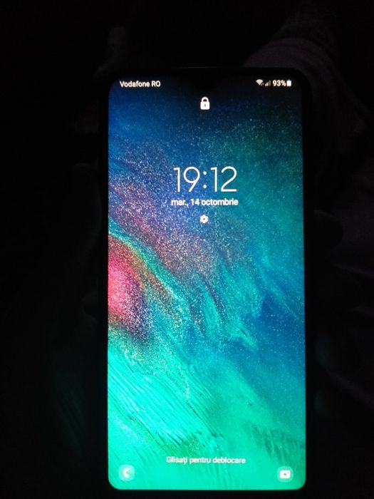 Samsung A10 perfect cu husa ai folie de sticla