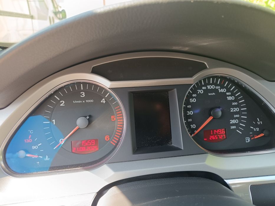 Vând Audi A6 C6 2000 TDI