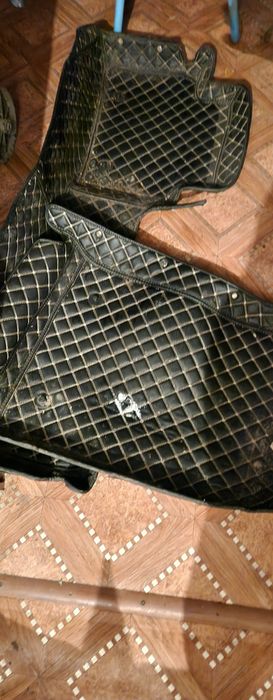 Продам коврики б/у