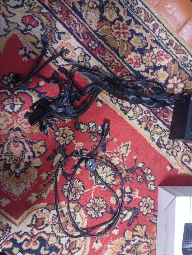 Продам блок питания DeepCool PF650