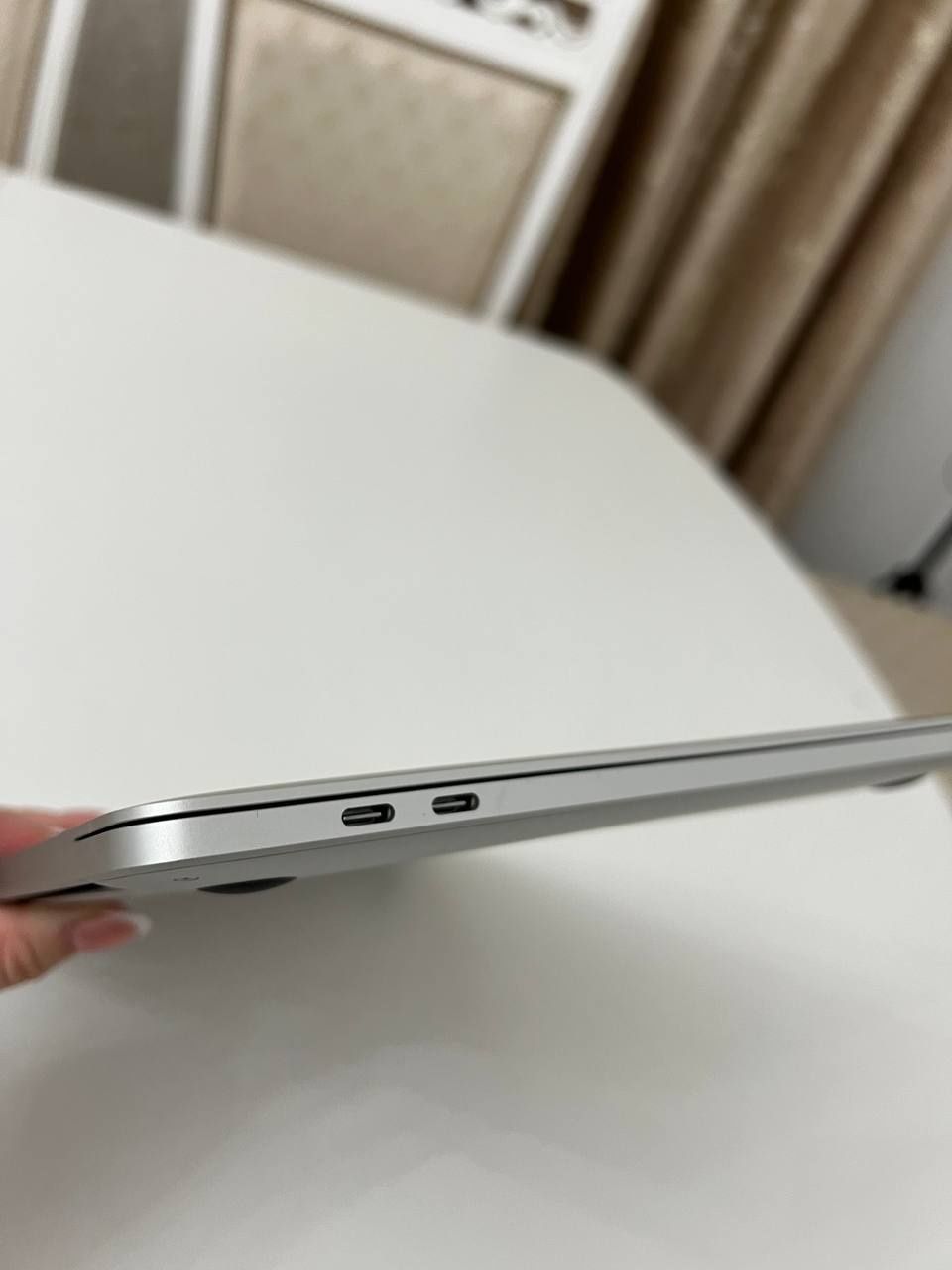 Продам MacBook pro 13-inch, m1 полный комплект за 570торг есть