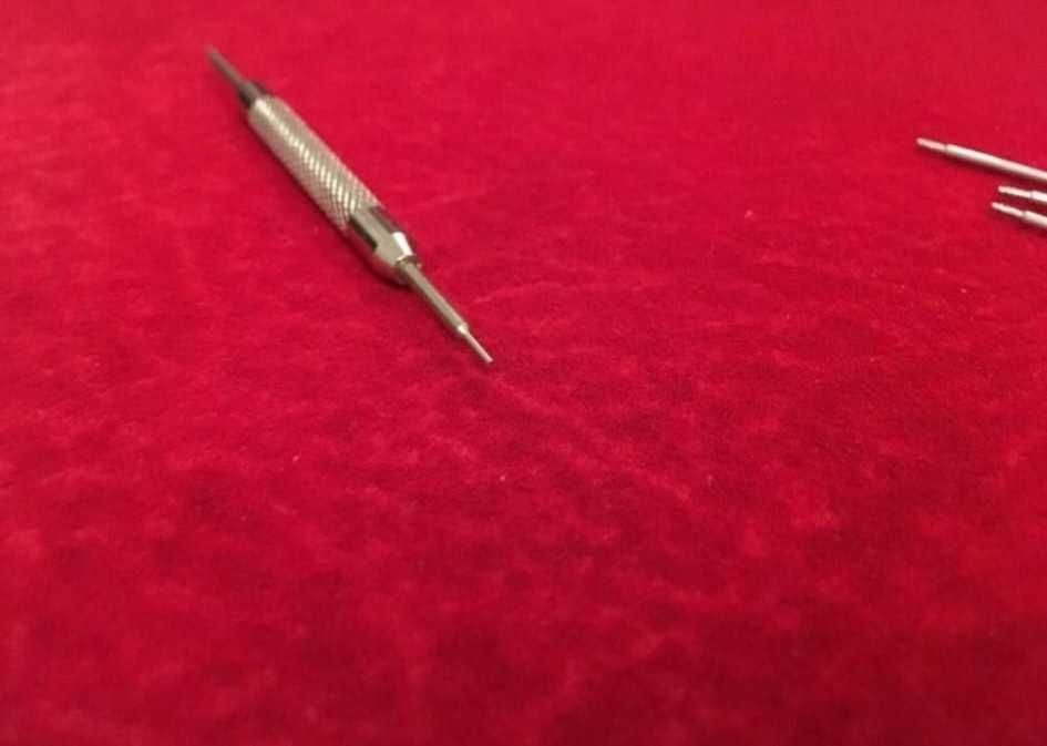 Ustensila speciala pentru ceas inlocuire telescoape