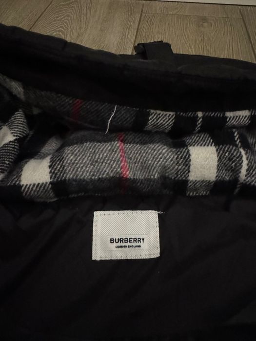 Geaca/Vesta Burberry Puffer Negru Mat