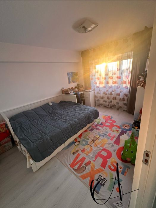 Apartament cu 3 camere