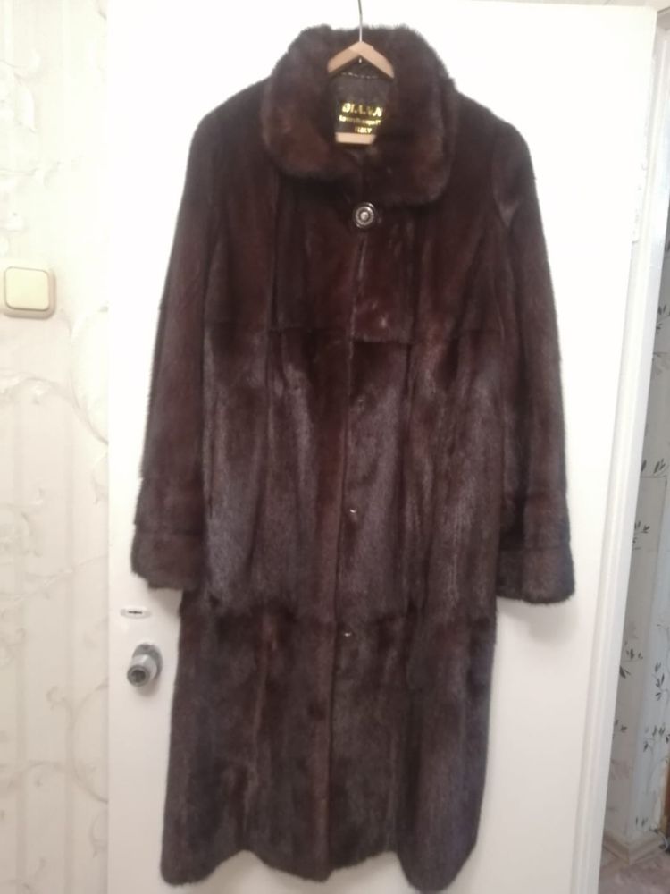 Продам шубу норковую