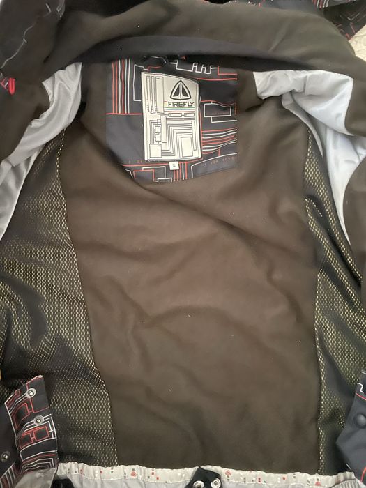 Jacheta de ski firefly marime S dar  e spre M stare perfecta