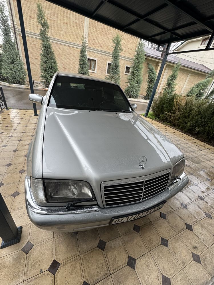 Mercedes Bens 202