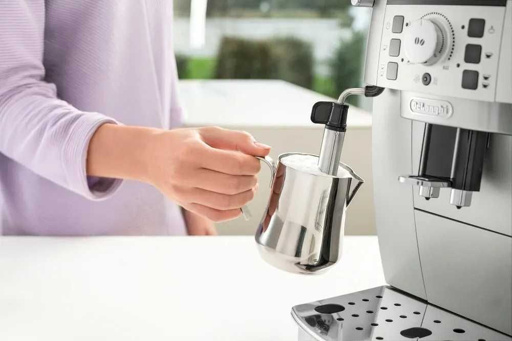Кофемашина DeLonghi ECAM22.110.SB