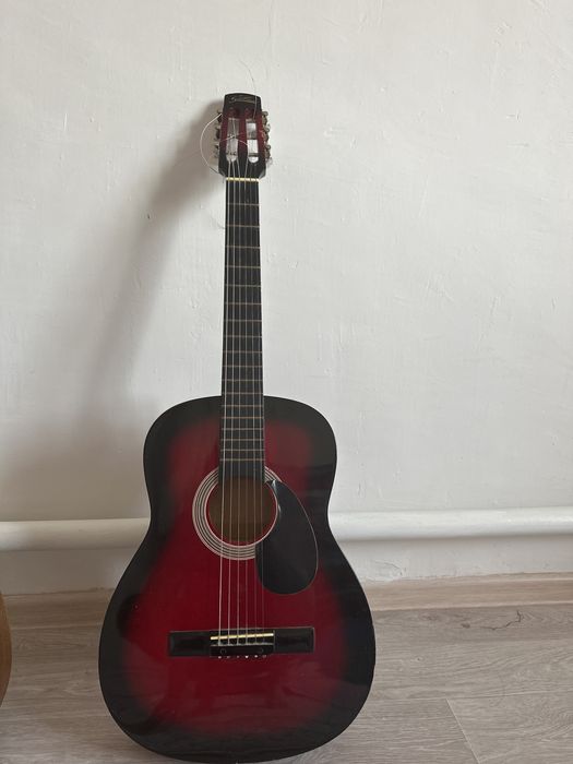 Гитара сатылады жақсы куйде.