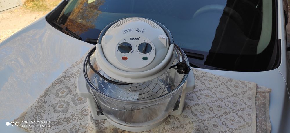 Аэрогриль в отличном состоянии.