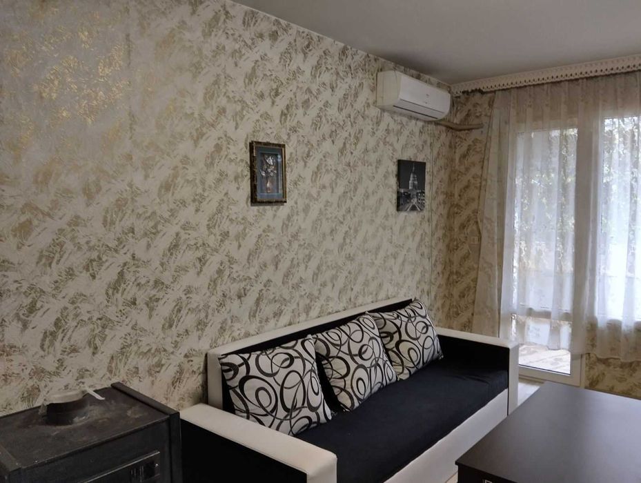 Продава двустаен апартамент