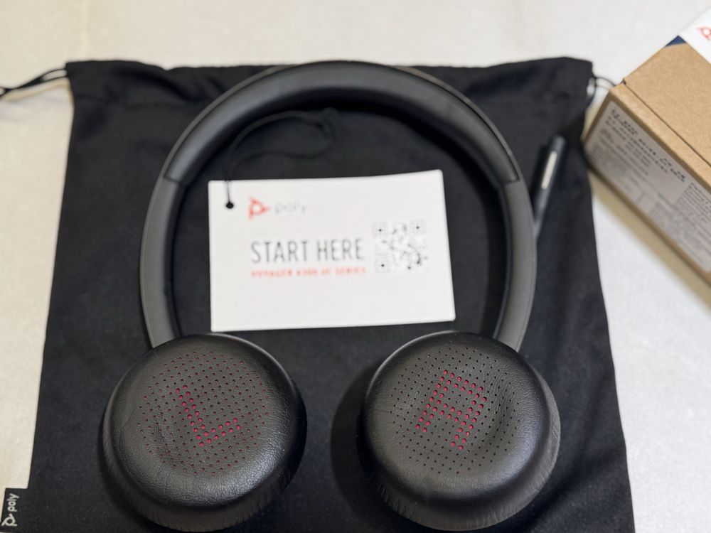 Wireless / Безжични слушалки Poly VOYAGER 4320 UC Stereo