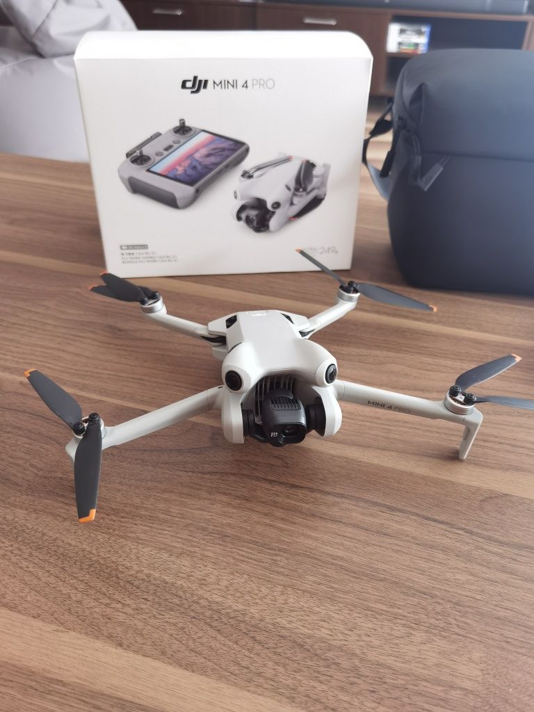 DJI Mini 4 Pro Fly more combo в гаранция + Care Refresh