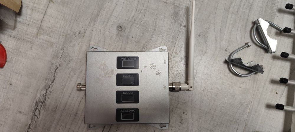 Усилвател за GSM сигнал четити бандов